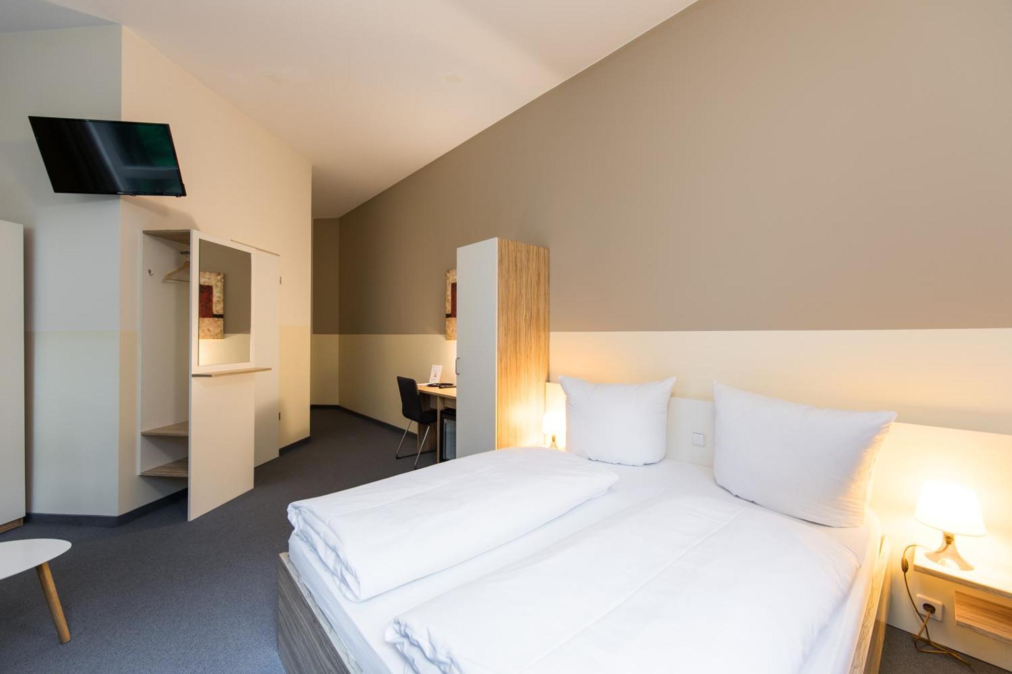 Nu Wave Hotel Berlin - Digital Check-In 2025 Luaran gambar