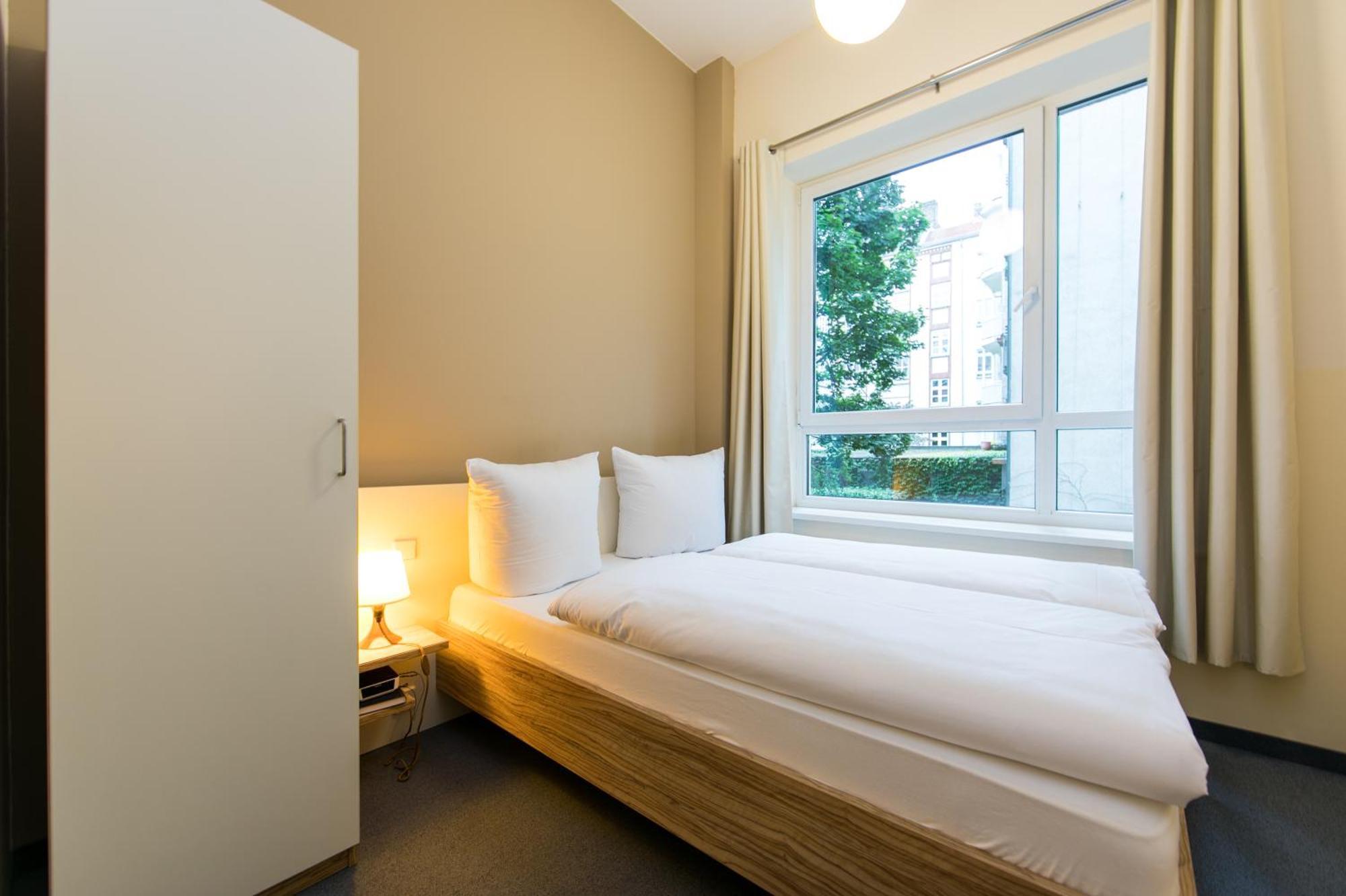Nu Wave Hotel Berlin - Digital Check-In 2025 Bilik gambar