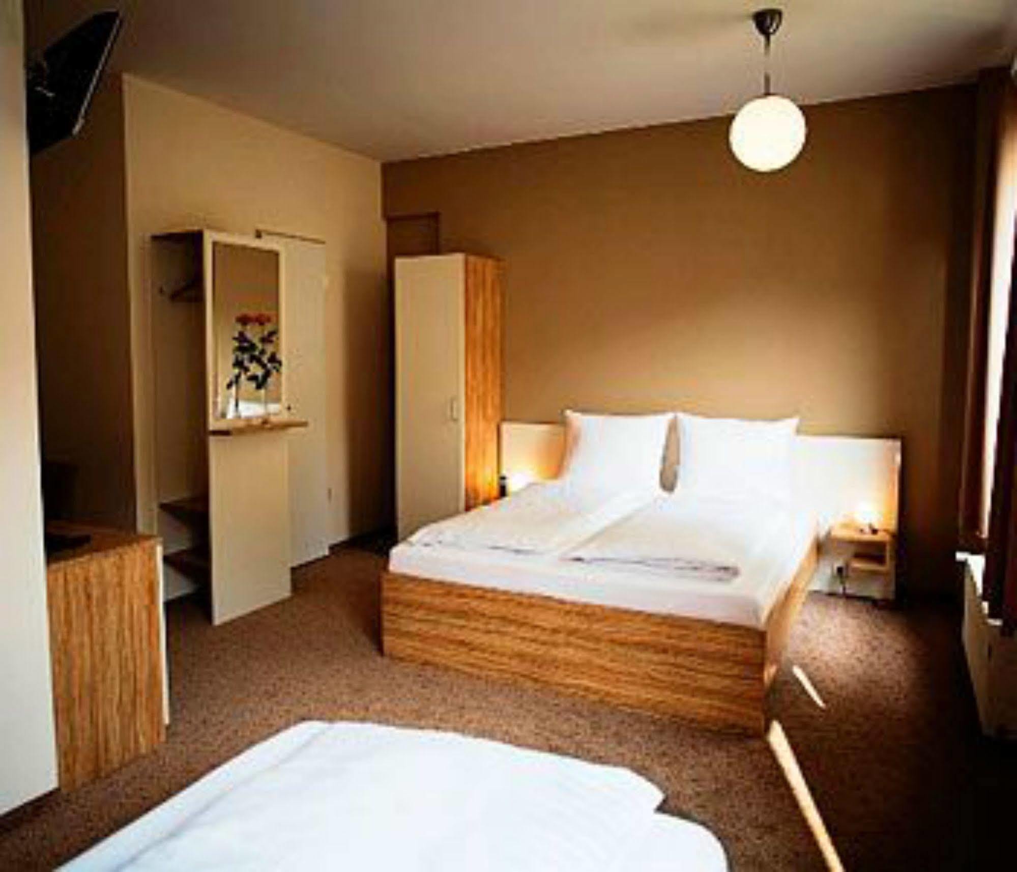 Nu Wave Hotel Berlin - Digital Check-In 2025 Luaran gambar